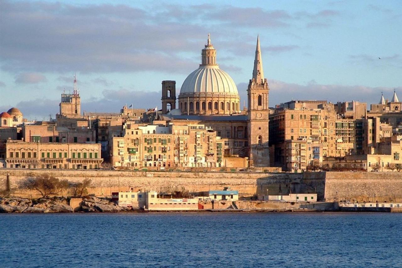 Chic 2Br Penthouse Steps From The Promenade Apartment Sliema Exterior photo